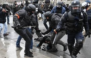 شورای اروپا: فرانسه برای کنترل اعتراضات به زور نامتناسب متوسل شده است