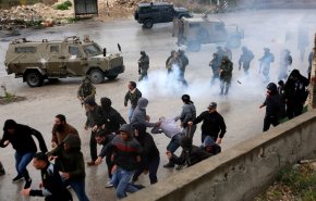 6 إصابات واعتقال 5 مواطنين خلال اعتداءات الاحتلال ومستوطنيه جنوب نابلس
