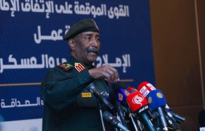 السودان.. عراقيل جديدة أمام الإتفاق بين العسكر والمدنيين