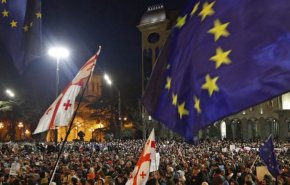 هزاران معترض در گرجستان خواستار عضویت این کشور در اتحادیه اروپا شدند