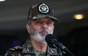 قائد الجيش الايراني: قادرون على مواجهة أية قوة معادية