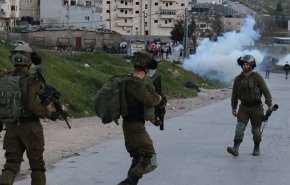 اندلاع مواجهات بين شبان فلسطينيين وقوات الاحتلال في القدس