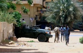 إصابة أحد موظفي السفارة المصرية في الخرطوم 

