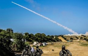 مقاومت غزه یک موشک زمین به هوا آزمایش کرد + فیلم