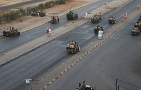الجيش السوداني ينشر آليات عسكرية ثقيلة في الخرطوم 