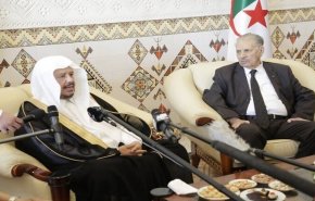 رئيس مجلس الشورى السعودي في الجزائر بزيارة رسمية 

