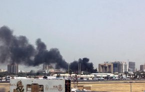 شنیده شدن صدای انفجار حملات هوایی در پایتخت سودان علی‌رغم اعلام خبر آتش‌بس 7 روزه