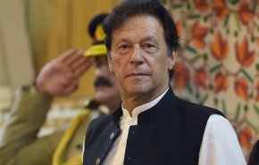 السلطة الباكستانية تحتجز عمران خان خلال تواجده في المحكمة + فيديو