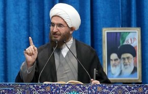 خطيب جمعة طهران: العدو وظف كل امكاناته لإثارة البلبلة في داخل ايران