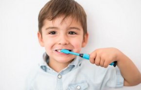 هل استخدام معجون الاسنان امن على الاطفال؟