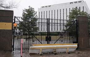 السفارة الروسية: واشنطن تتجاهل أعمال كييف الإرهابية