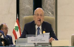 رئيس وزراء لبنان يثمن عودة سوريا لمقعدها بالجامعة العربية