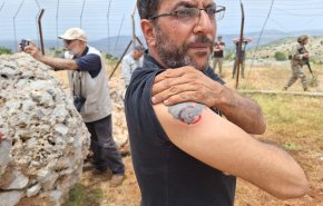 حمله نظامیان صهیونیست به  تصویربردار شبکه العالم در لبنان