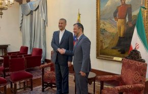 وزير خارجية إيران يجري مباحثات مع نظيره الفنزويلي