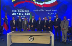 تفاصيل إبرام 3 عقود نفطية بين إيران وفنزويلا