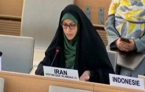 مسؤولة ايرانية: الحظر الاحادي يخل بتنمية المرأة وازدهارها في مختلف الميادين