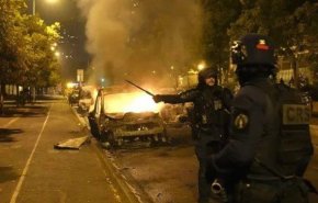 استقرار ۴۵۰۰۰ نیروی پلیس برای سرکوب تظاهرات در فرانسه