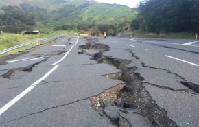 وفاة واحدة وأكثر من 10 اصابات في إندونيسيا اثر زلزال بقوة 6.5 درجات