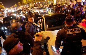 45 ألف شرطي يتهيأون لمواجهة الاحتجاجات في فرنسا