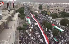 تظاهرات غاضبة في صنعاء تنديد بالعدوان الاسرائيلي على مخيم جنين