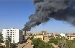 سودان | پرواز بمب افکن ها بر فراز خارطوم/ شنیده شدن صدای چند انفجار پی در پی در جنوب شهر ام درمان
