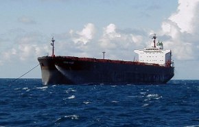 ادعای نیروی دریایی آمریکا درباره توقیف یک کشتی تجاری توسط ایران