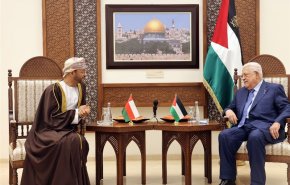 وزیر خارجه عمان با پیام سلطان وارد رام الله شد