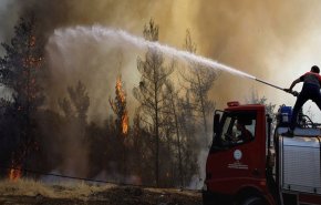 تركيا..فرق الإطفاء تهرع لإخماد حريق هائل جنوبي البلاد