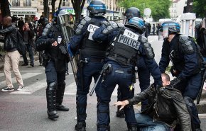 القضاء الفرنسي يؤيد حظر مظاهرة ضد عنف الشرطة