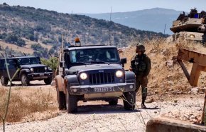 قوات الاحتلال تطلق قنابل غازية تجاه صحفيين جنوب لبنان