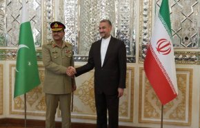 دیدار فرمانده ارتش پاکستان با امیرعبداللهیان در تهران