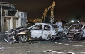شهرک‌نشینان صهیونیست حمله کردند؛ دهها خودروی فلسطینی‌ها در آتش سوخت