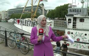 شاهد رحلة سفينة 'حنظلة' التضامنية مع غزة في ميناء بريستول البريطاني 