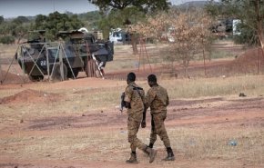 مقتل 10 مدنيين جراء هجمات لمتمردين في بوركينا فاسو