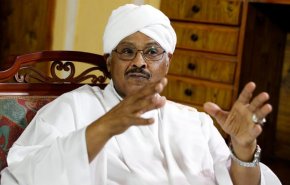 رئیس حزب امت سودان: نیروهای واکنش سریع درباره تسلیم شدن مذاکره می کند