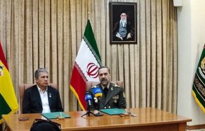 توقيع مذكرة تعاون دفاعية بين ايران وبوليفيا 
