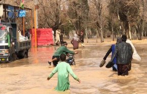 فيضانات مفاجئة في أفغانستان تغرق  العشرات
