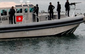 البحرية التونسية تنتشل حطام مروحية عسكرية
