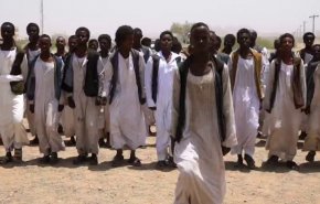 الجيش السوداني يدعو المواطنين بولاية البحر الأحمر لحمل السلاح   
