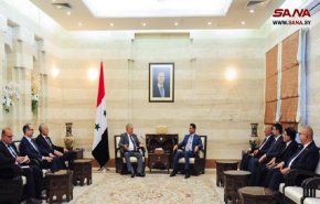 رئيس الوزراء السوري يلتقي وزير النقل العراقي في دمشق