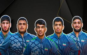 ميداليات ملونة على صدور الرياضيين الإيرانيين + صور
