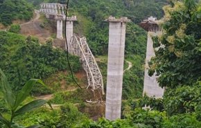 ریزش پل در حال ساخت در هند حداقل 17 نفر قربانی گرفت
