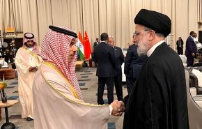 وزير الخارجية السعودي يلتقي الرئيس الايراني على هامش 