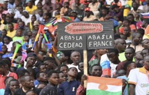 مظاهرات أمام أكبر قاعدة عسكرية فرنسية في النيجر 