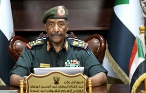السودان.. البرهان يحل قوات الدعم السريع بمرسوم دستوري

