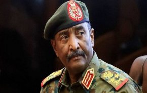 فرمانده ارتش سودان برای گفتگو با امیر قطر به دوحه سفر کرد