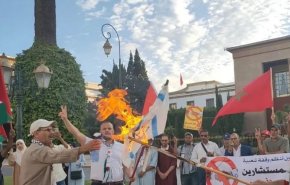 وقفة غاضبة ضد التطبيع أمام برلمان المغرب 