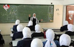 المدارس الفلسطينية ترسخ ثقافة المقاومة في نفوس الطلاب 
