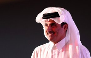 أمير قطر يوجه بإرسال مساعدات عاجلة إلى ليبيا