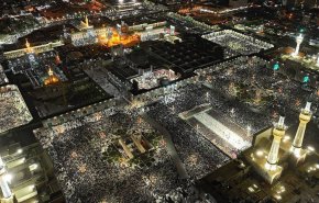 أكثر من 5ملايين زائر يتوافدون علی مرقد الإمام الرضا(ع)